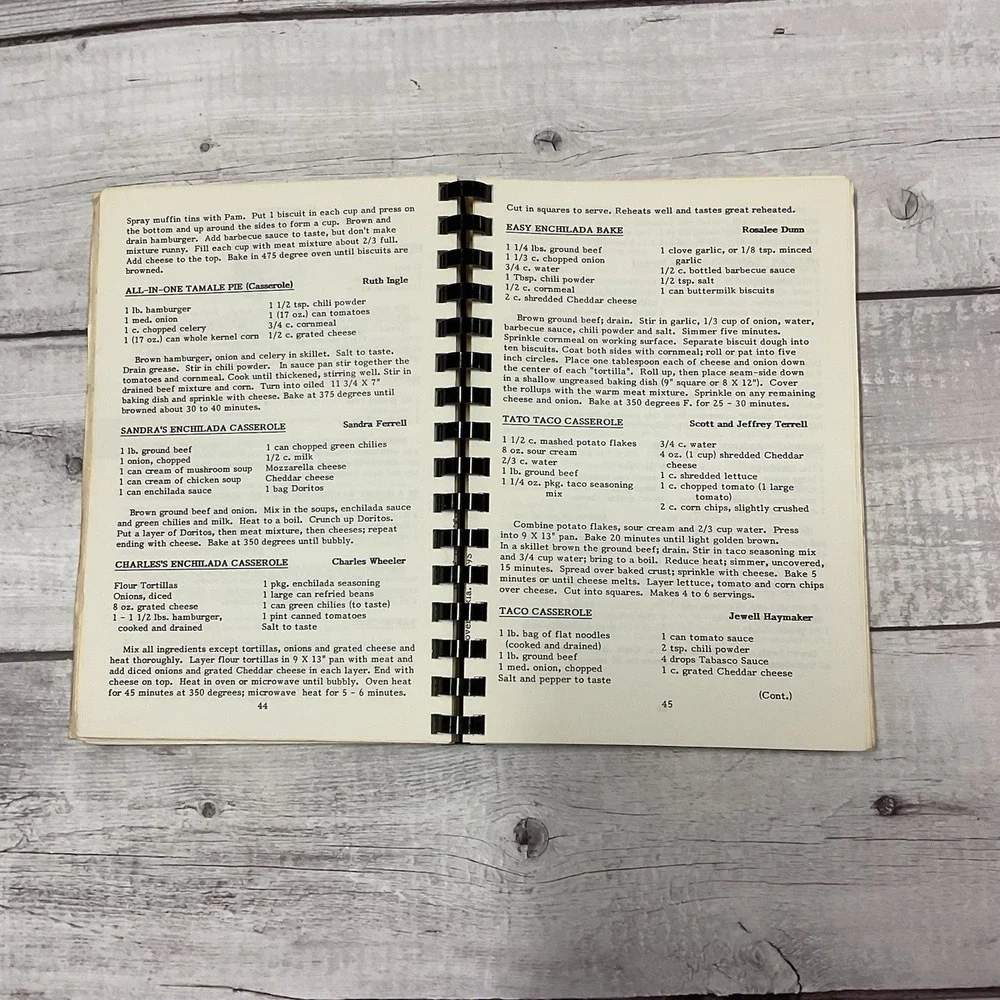 Favorite Recipes Cookbook Oak Grove Christian Church‎ Dover Oklahoma 1985